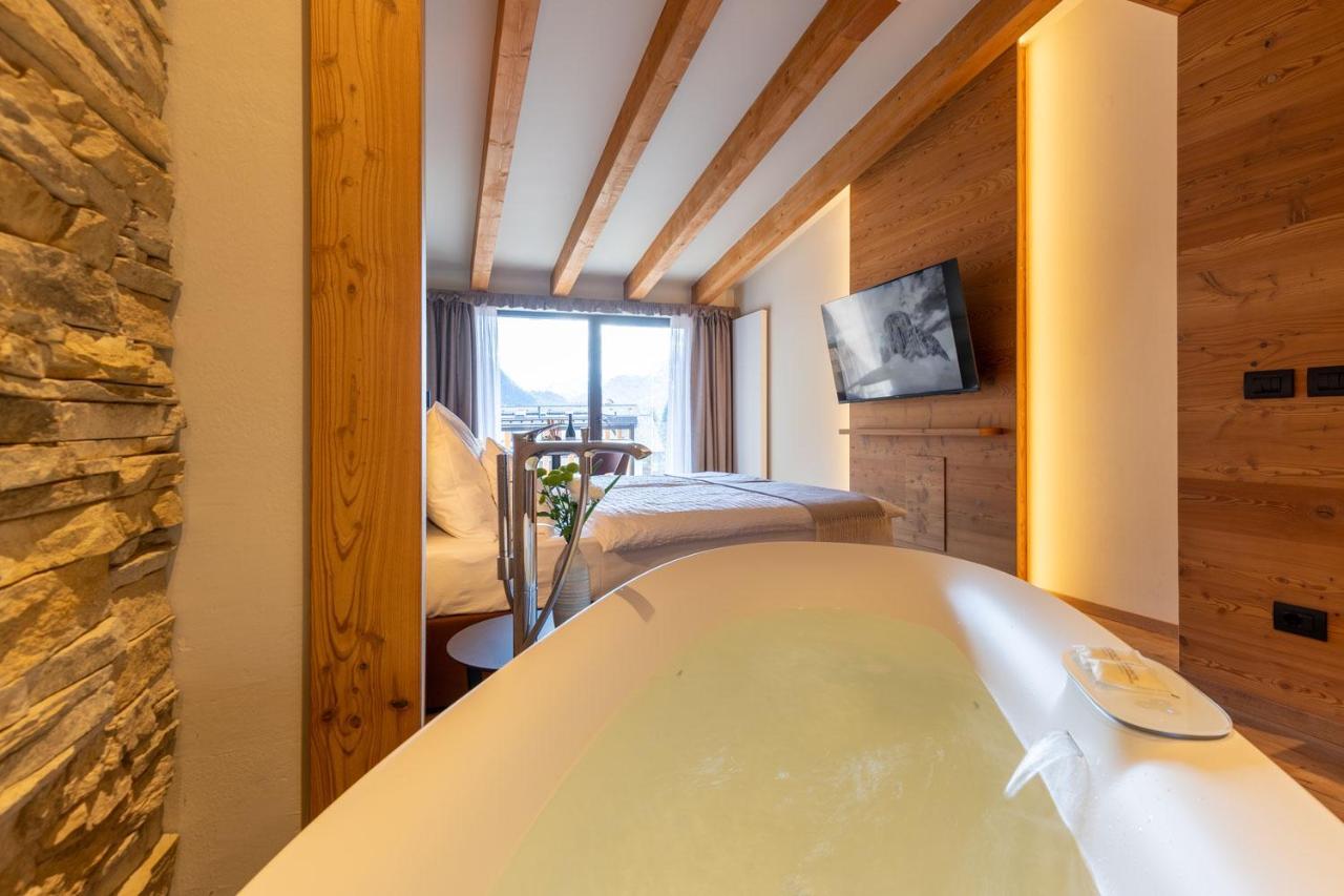 Hotel Alpi Кампителло-ди-Фасса Экстерьер фото