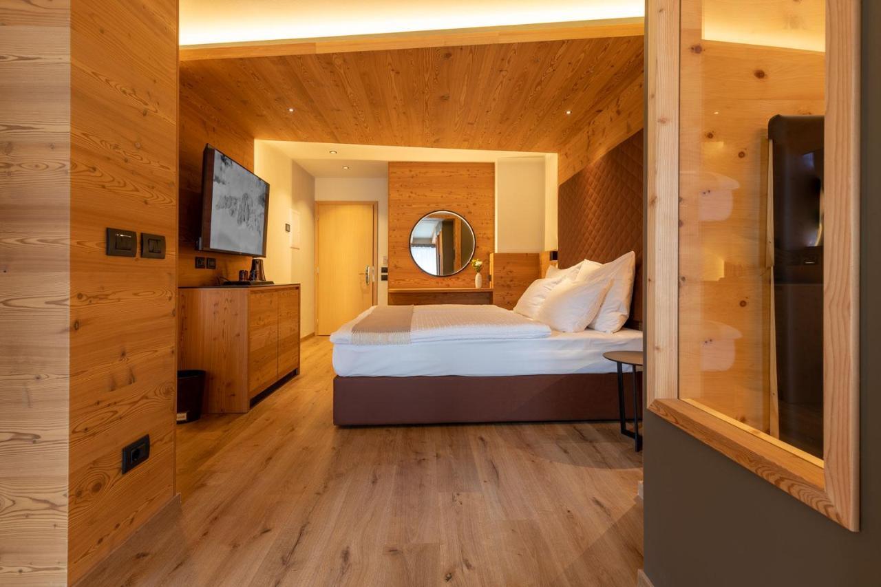 Hotel Alpi Кампителло-ди-Фасса Экстерьер фото