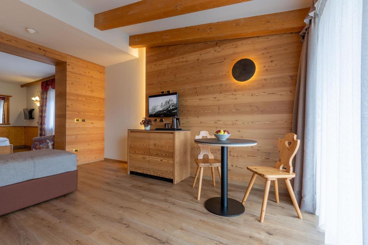 Hotel Alpi Кампителло-ди-Фасса Экстерьер фото