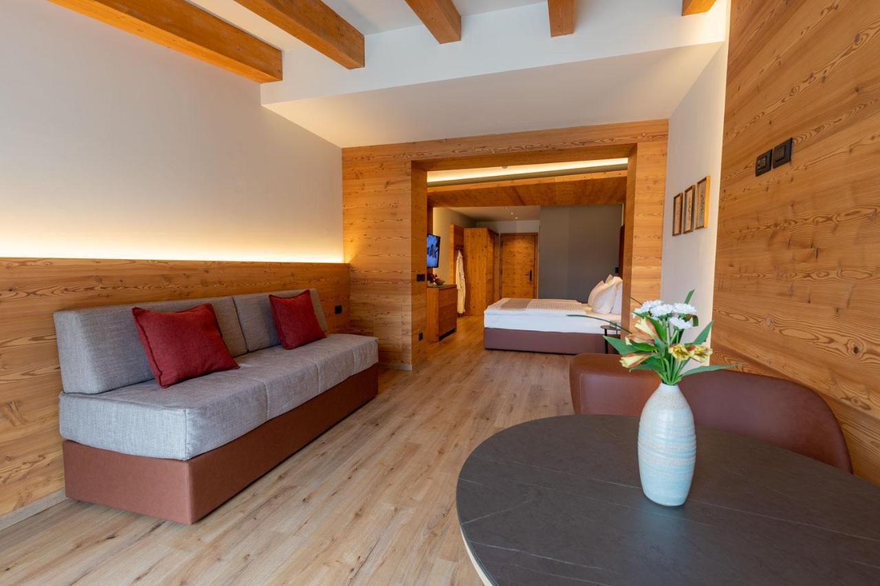 Hotel Alpi Кампителло-ди-Фасса Экстерьер фото