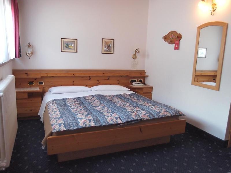 Hotel Alpi Кампителло-ди-Фасса Экстерьер фото