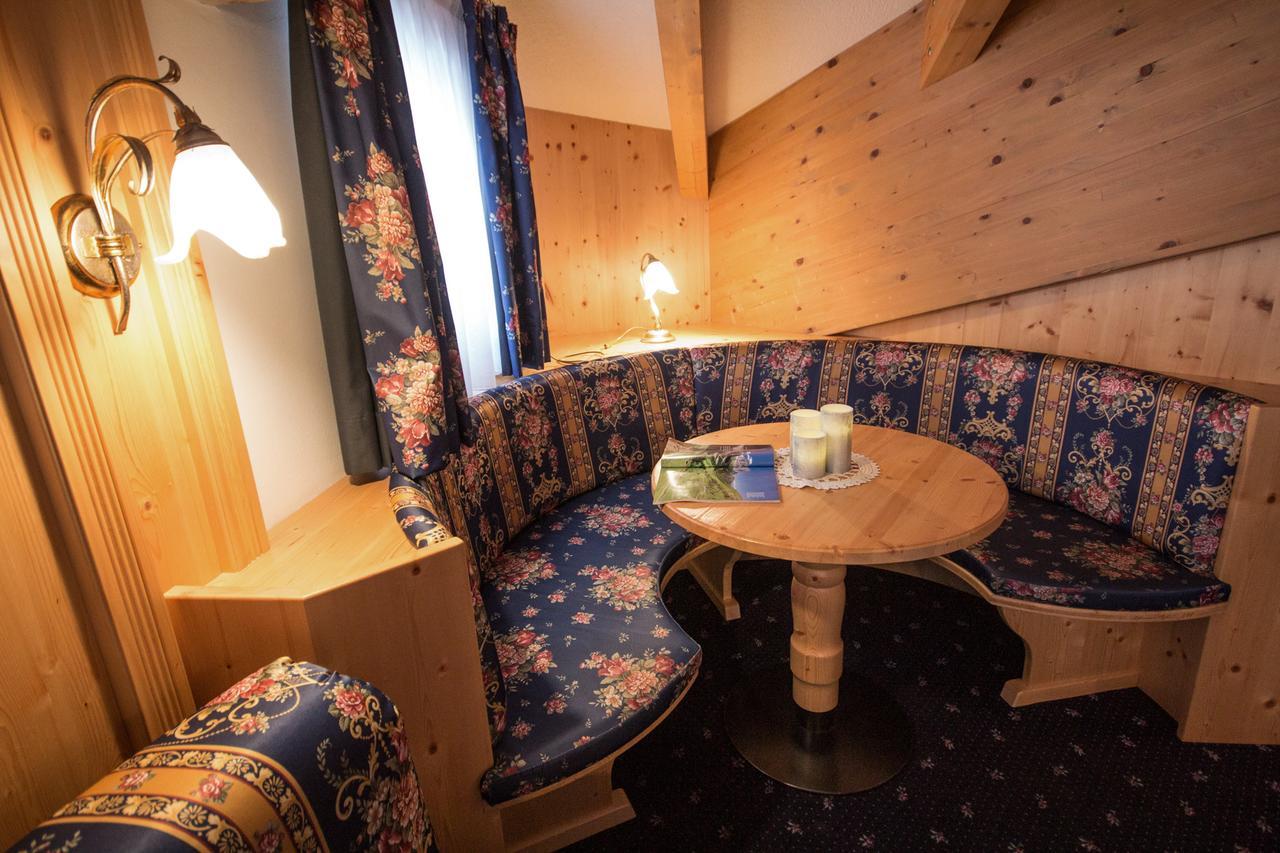 Hotel Alpi Кампителло-ди-Фасса Экстерьер фото